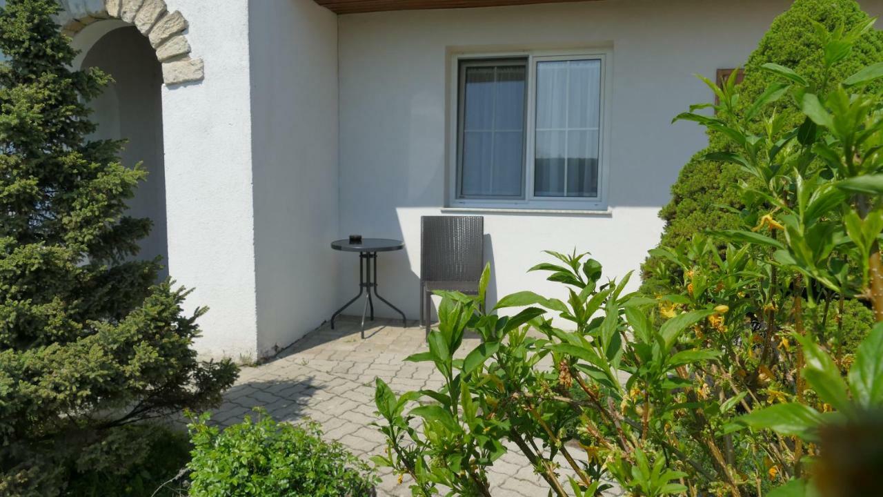 Apartamento Gastehaus Fischbach Jois Exterior foto